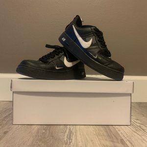Nike AF1 Utility Overbranding